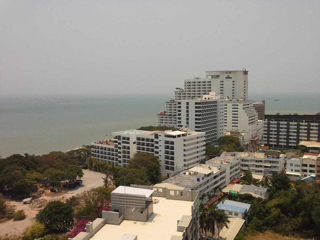 Cosy Beach View Apartments Pattaya Eksteriør bilde