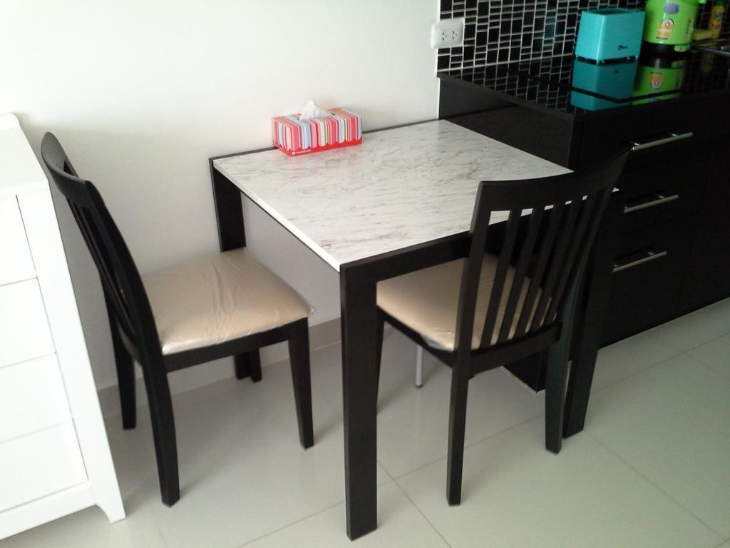 Cosy Beach View Apartments Pattaya Eksteriør bilde