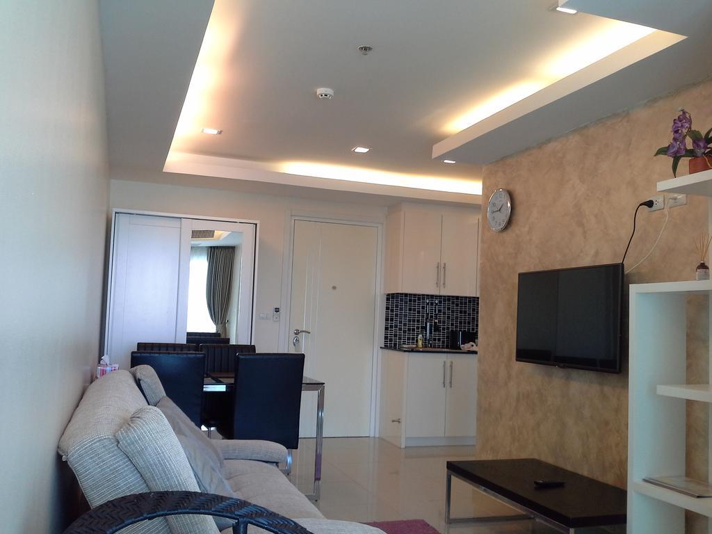 Cosy Beach View Apartments Pattaya Eksteriør bilde